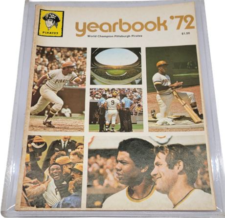 1972 Pittsburgh Pirates Yearbook W/ Protector Sleeve