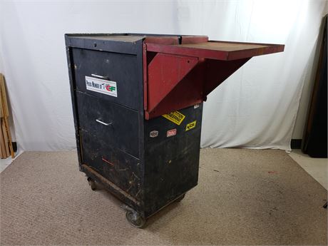 Heavy Duty Metal Tool Chest with Contents