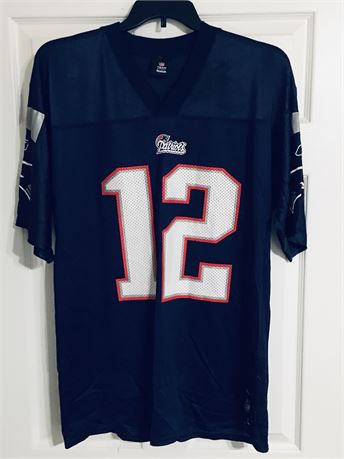 Patriots Tom Brady Signed Jersey Size Large