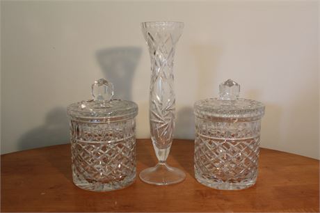 8 Pointed Star Etched Cut Crystal Bud Vase and Pair of Vigletta Hand Cut 24% Lea