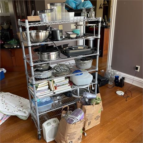 Large  Housewares Buy Out Lot