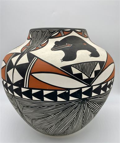 Acoma Pottery Jar with Bear Design