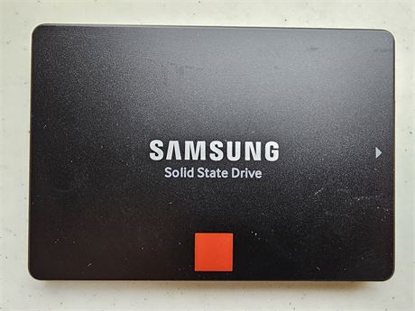Samsung 860 Pro 4TB Solid State Drive