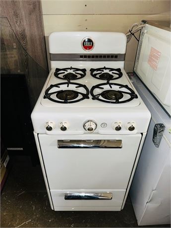 Rust Belt Revival Online Auctions - Antique Roper 4 Burner Gas Stoe ...