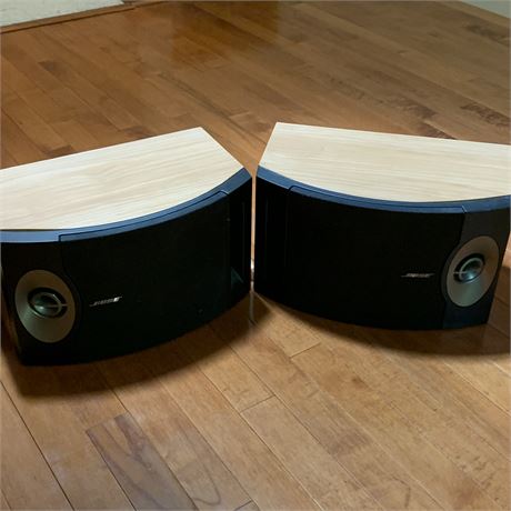 Pair of Bookshelf Bose Speakers