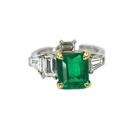 Mid Century Style Platinum and Emerald Ring