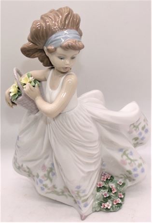 Lladro porcelain figure Floral Path retired