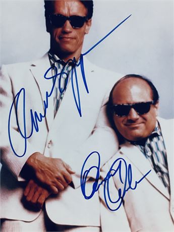Arnold Schwarzenegger & Danny DeVito Signed 8x10 Photo Movie “Twins” 1988