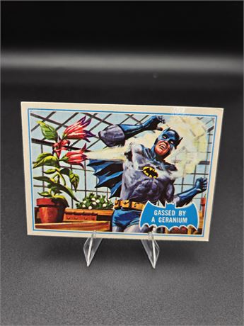 Rust Belt Revival Online Auctions - The Batman #33 Blue Bat 1989 Deluxe ...