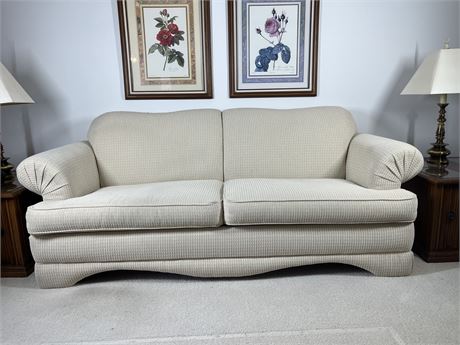 La-Z-Boy 2 Cushion Couch