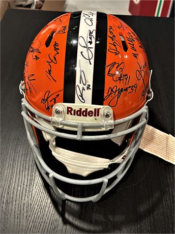 2014 Cleveland Browns Team Signed Official NFL Helmet Signed In Person