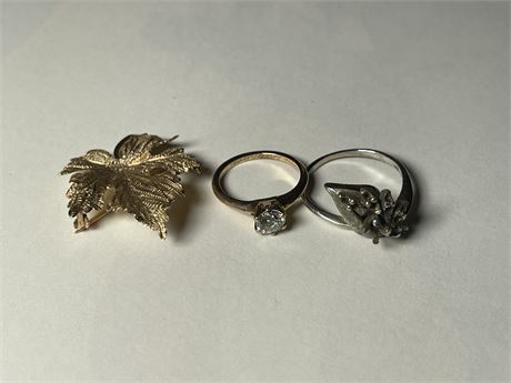 14K Gold Pieces - 2 Rings and 1 Pin - 8.5g Total Weight