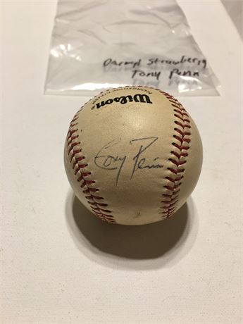 Wilson Baseball Signed by Darryl Strawberry ⚾️⚾️Signed by Tony Peña