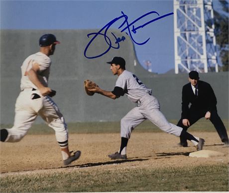 NY Yankees Joe Pepitone Autographed 8x10 Photograph