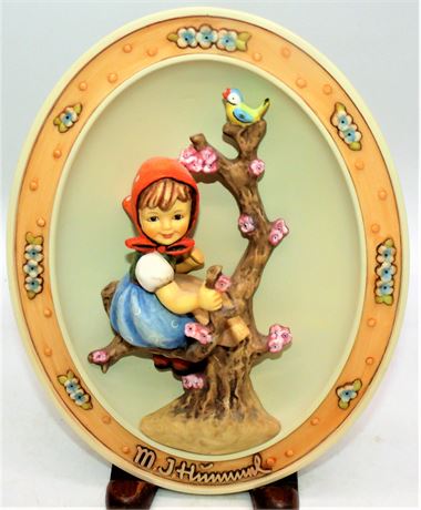3D Hummel Plaque Apple Tree Girl LTD ED