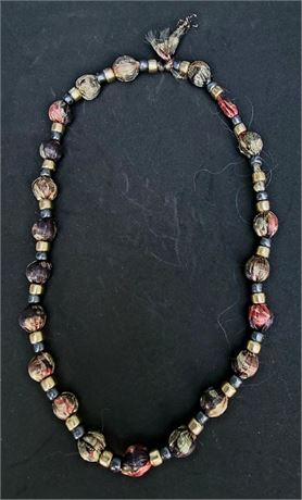 Colorful marbled bead necklace