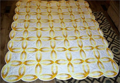 Double wedding ring quilt