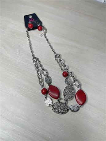 Red Bead Cut Out Ovals Silver Tone Chain Necklace and Earrings