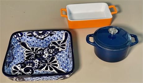2 Cookware Casseroles and Decorative Dish