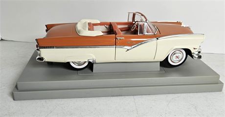 1956 Ford Fairlane Model