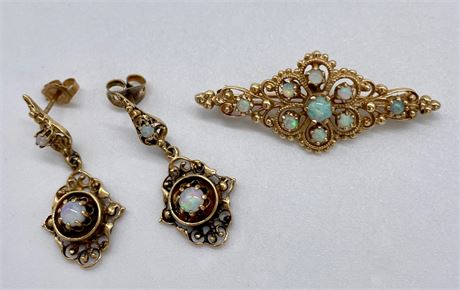 Vintage 14K Yellow Gold and Opal Filigree Brooch and Post Earrings