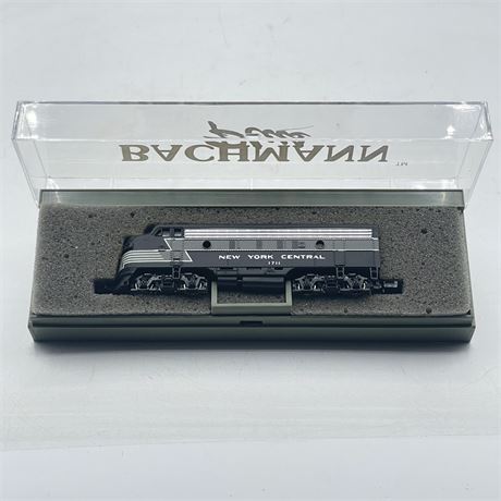 N Scale Bachmann Plus 1711 Diesel Locomotive