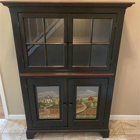 Country Style Lighted Hutch with Painted Front Panels