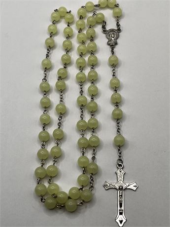 Vintage Christian Rosary Necklace Crucifix Jesus Beaded