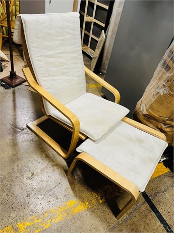NEW IKEA POÄNGO birch veneer/Gunnared beige Lounge Chair and Ottoman