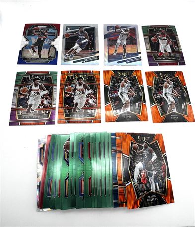 Lot of 32 Basketball Cards w/Stars