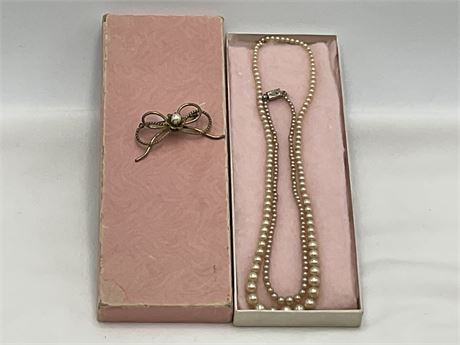 Vintage Mother & Child Pearl Necklaces