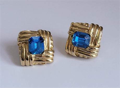 Stunning Vintage blue stone square gold tone earrings