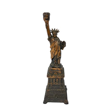 Vintage Statue of Liberty Lamp