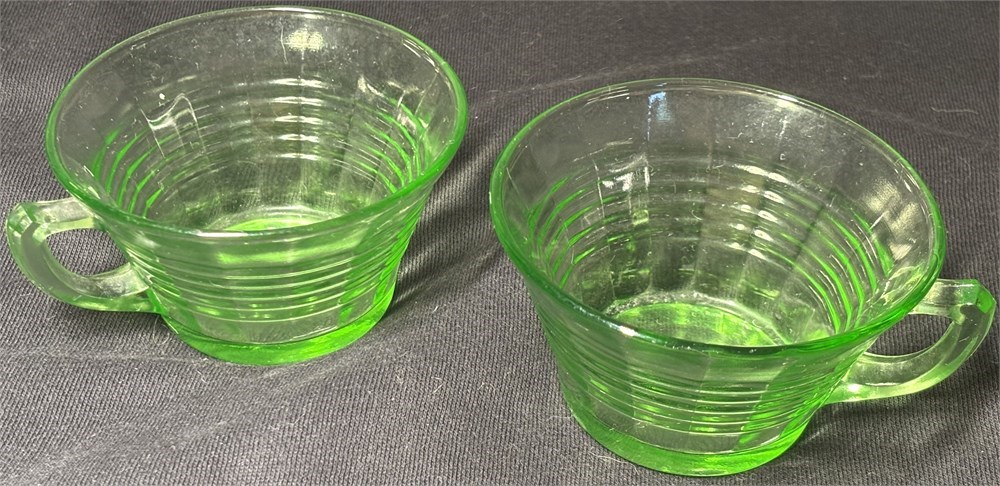 Rust Tea Cups Rust Belt Revival Online Auctions - Pair Of Uranium Glass Tea Cups.