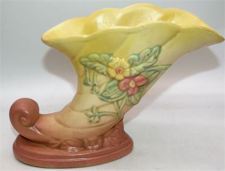 VTG HULL pottery vase cornucopia