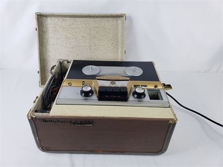 RCA Victor Orthophonic Hi Fidelity Reel to Reel Tape Recorder