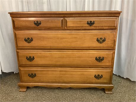 Vintage - 1958 Thomasville Chest of Drawers