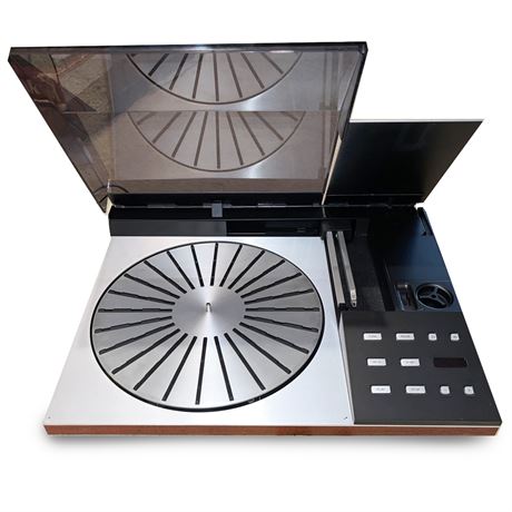 Bid On Everything - Bang & Olufsen Beogram 8000 Turntable 5613