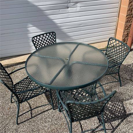 5 Piece Brown Jordan Green Patio Set with 4 Ft Round Glass Table