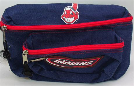 Cleve Indians Wahoo bag & Twin towers pin