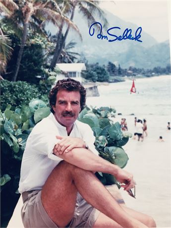 Tom Selleck American Actor Signed 8x10 Photo
