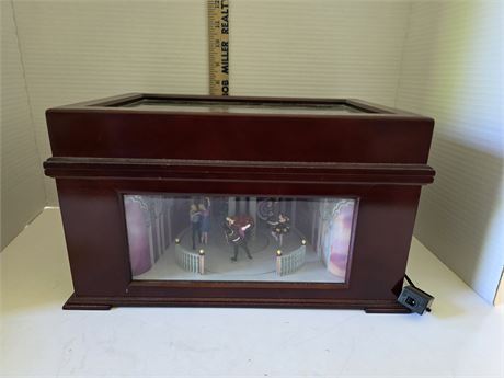 Rust Belt Revival Online Auctions - Beautiful Multi-Disk Music Box