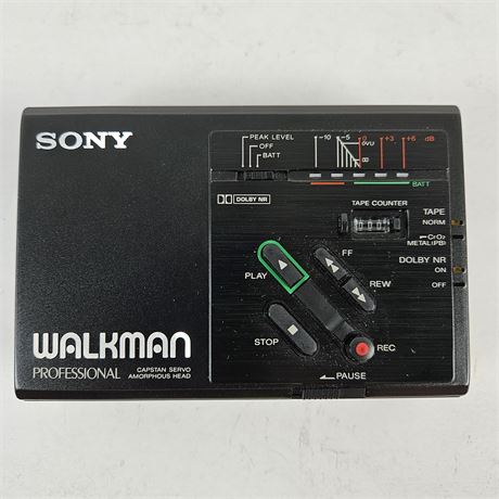 Sony Walkman Professional w/ Case WM-D3