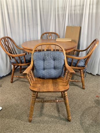 Quality - RICHARDSON BROTHERS - Table & Chairs