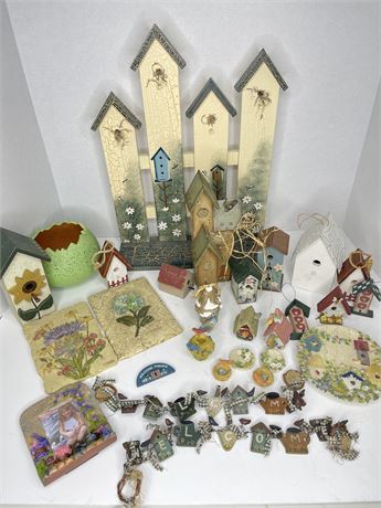 Large Bird House Theme Collection of Decorative Items