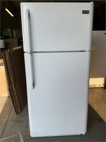FRIGIDAIRE Refrigerator/ Freezer