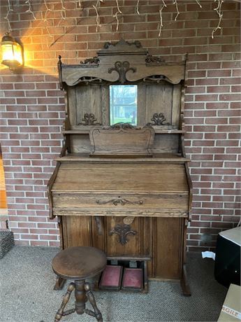 Antique Oak Beckwith Organ with Stool