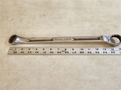 Snap-On Box End Wrench XV-3436 Made In USA 1-1/16 & 1-1/8 12 Point