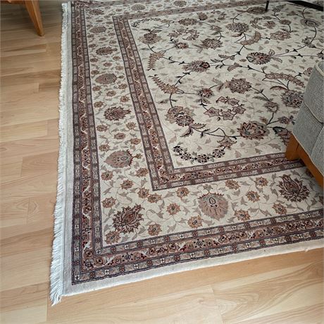 Hand Knotted Nourisan Wool Rug