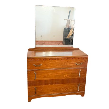 3 Drawer Dresser w/ Mirror